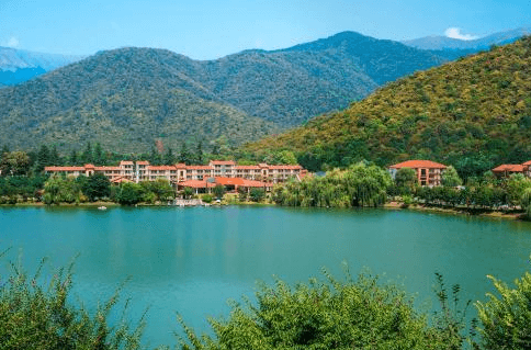 جولة في كفاريلي الساحرة جورجيا