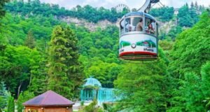 مدينة برجومي الجورجية : لؤلؤة السياحة العلاجية والطبيعية في جورجيا